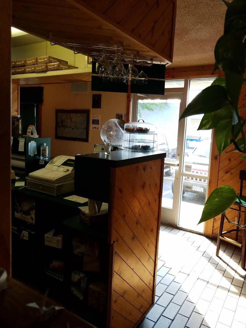 Bo Diddleys Deli & Pub | restaurant | 129 25th Ave S, St Cloud, MN 56301, USA | 3202529475 OR +1 320-252-9475