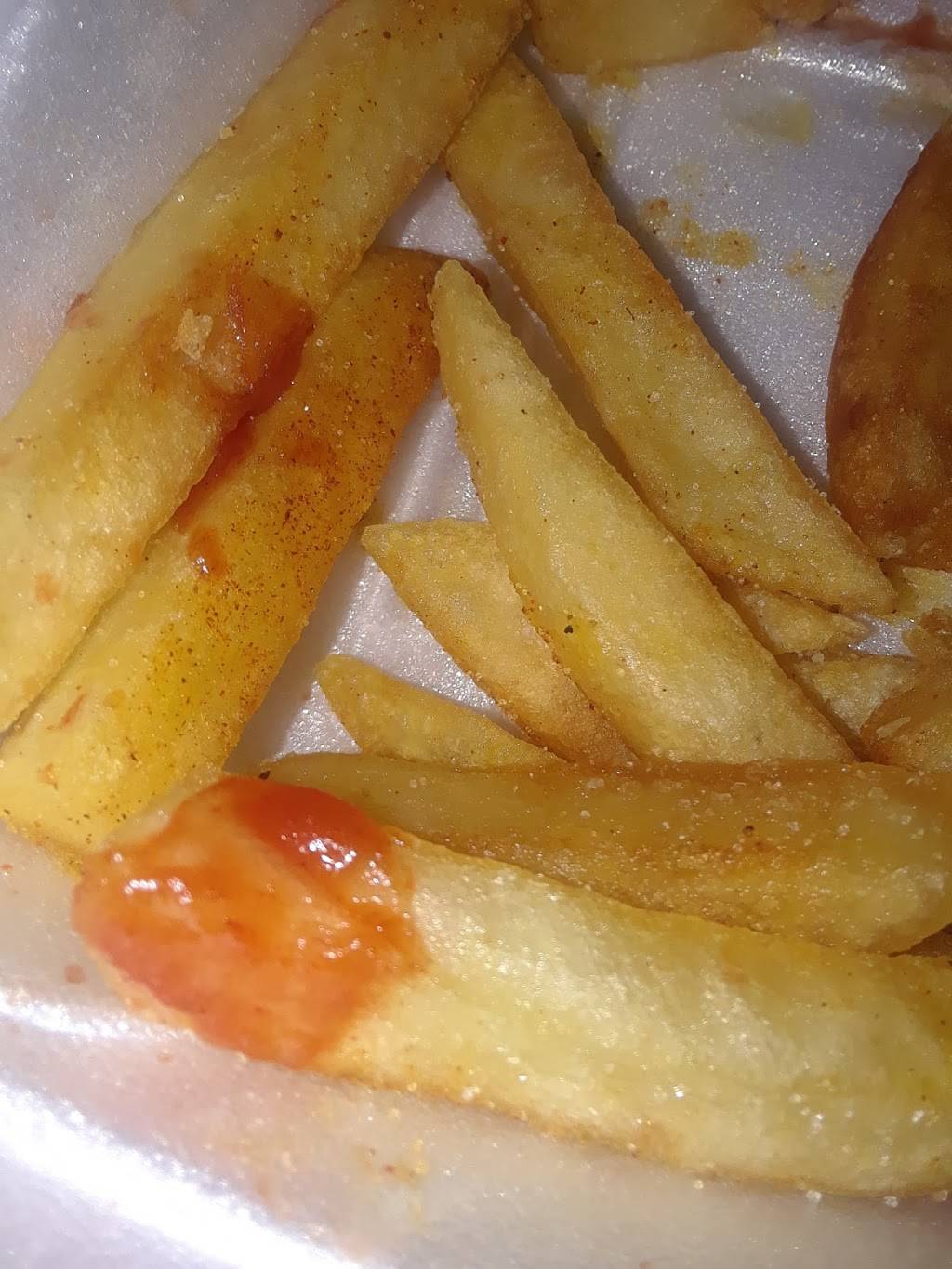 Claudie Bs Restaurant | restaurant | 545 W Lucy St, Homestead, FL 33034, USA | 3052452444 OR +1 305-245-2444