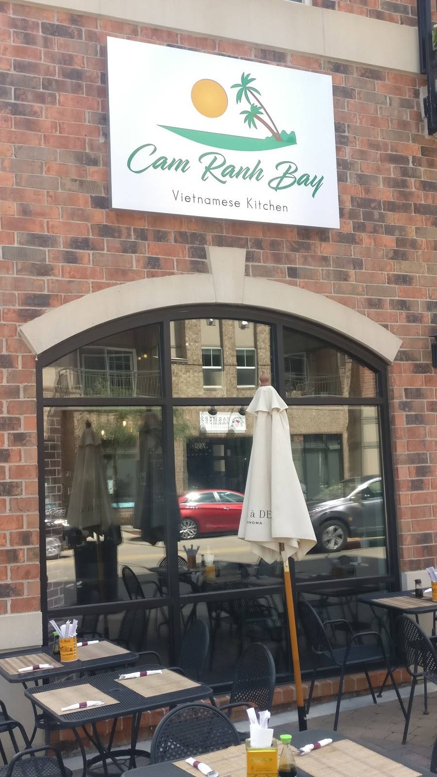 Cam Ranh Bay | restaurant | 712 Mainstreet, Hopkins, MN 55343, USA | 9523035834 OR +1 952-303-5834