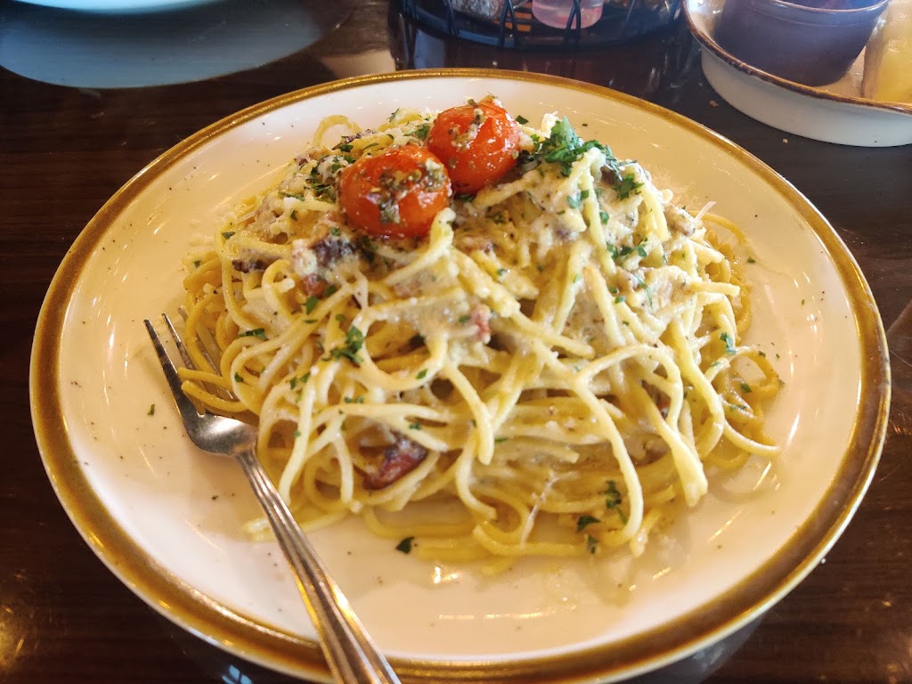 Chill Bar & Grill | restaurant | 7905 W Sahara Ave Suite 102, Las Vegas, NV 89117, USA | 7022024218 OR +1 702-202-4218