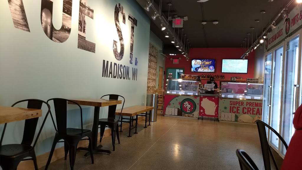 Chocolate Shoppe Ice Cream Co. | restaurant | 1925 Monroe St #120, Madison, WI 53711, USA | 6082306259 OR +1 608-230-6259