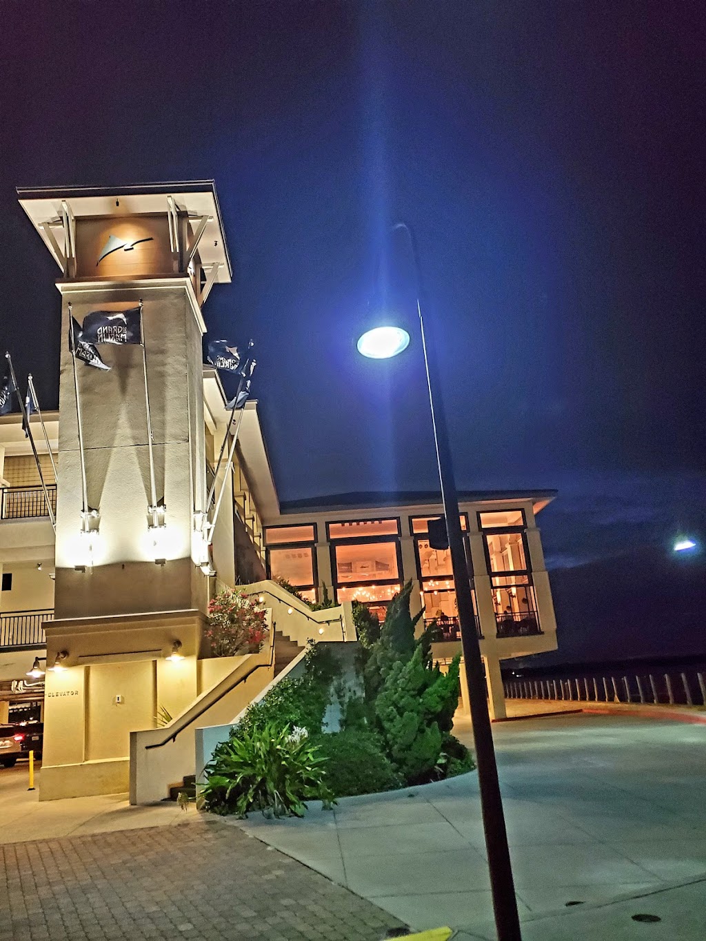 The Grand Marlin of Pensacola Beach | restaurant | 400 Pensacola Beach Blvd, Pensacola Beach, FL 32561, USA | 8506779153 OR +1 850-677-9153