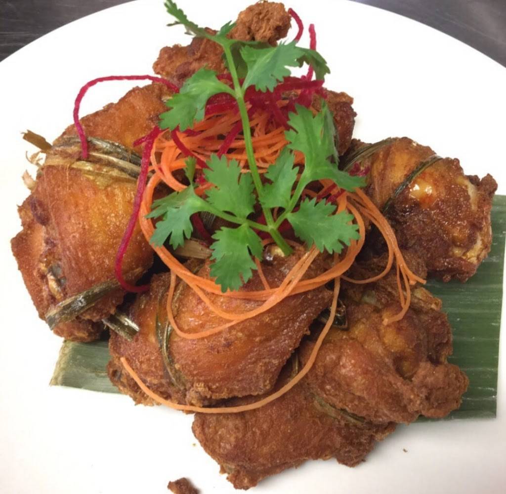 Golden Triangle | restaurant | 610 S 5th St, Philadelphia, PA 19147, USA | 2679307990 OR +1 267-930-7990