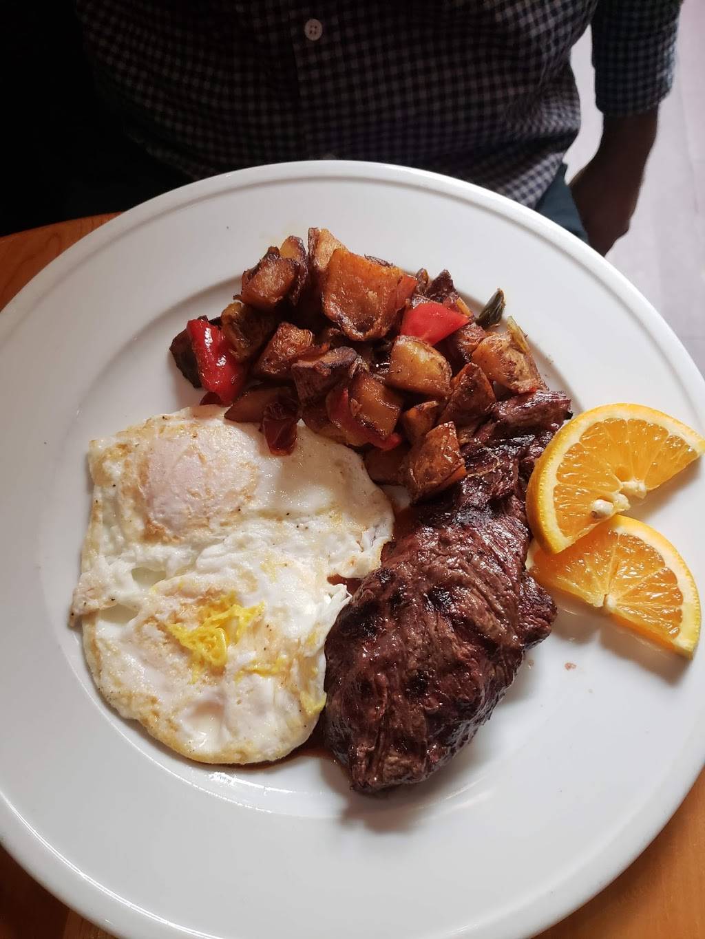 Austin Public | restaurant | 70-28 Austin St, Forest Hills, NY 11375, USA | 7185750070 OR +1 718-575-0070