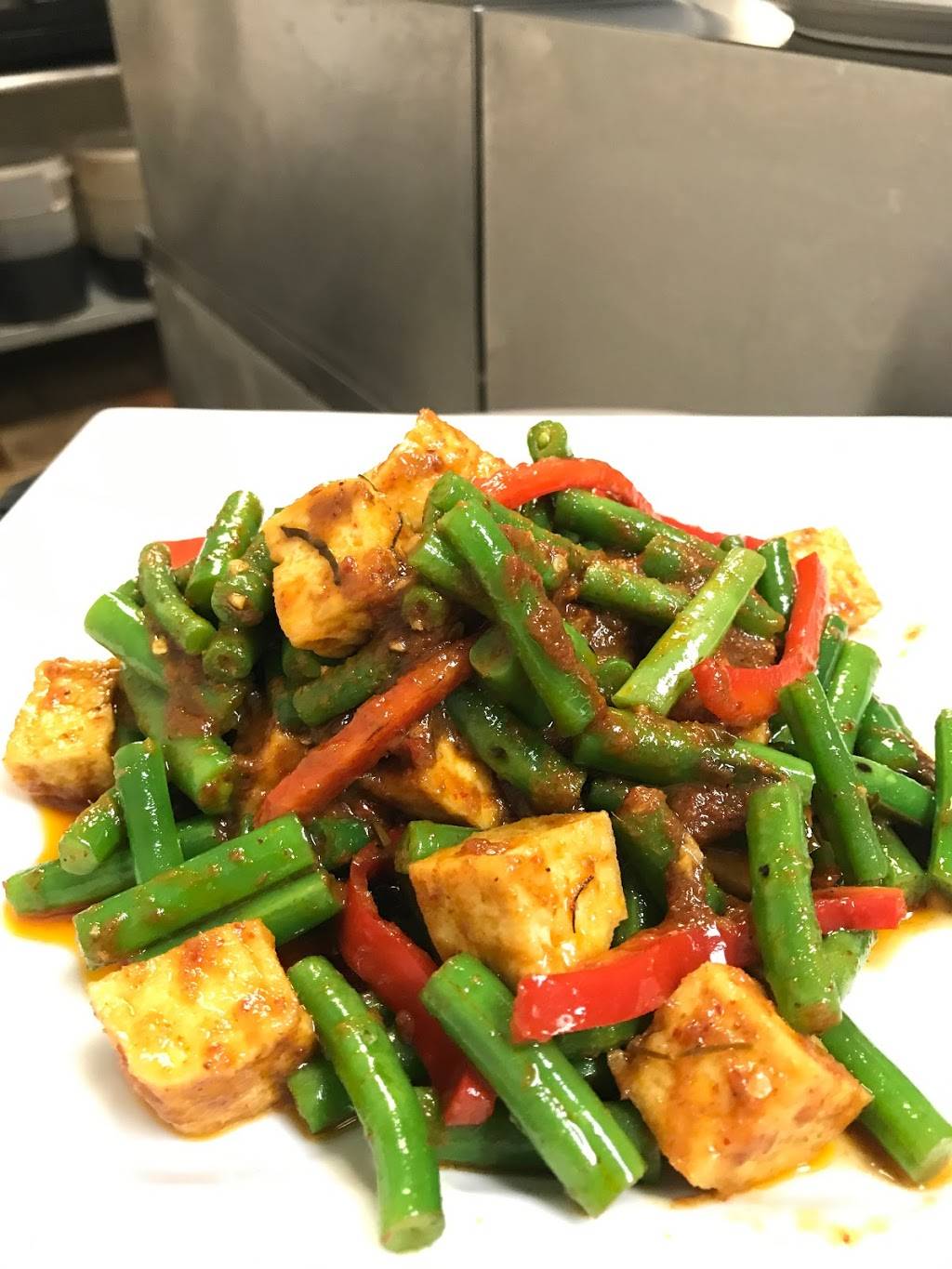 Yum Thai Restaurant | restaurant | 21038 US-281, San Antonio, TX 78258, USA | 2104908868 OR +1 210-490-8868