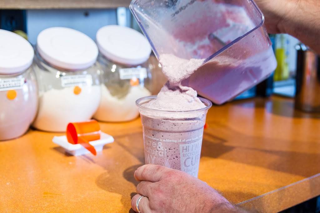 Clean & Green Smoothie & Shake Bar | restaurant | 2705 N Westwood Blvd, Poplar Bluff, MO 63901, USA | 5737783488 OR +1 573-778-3488