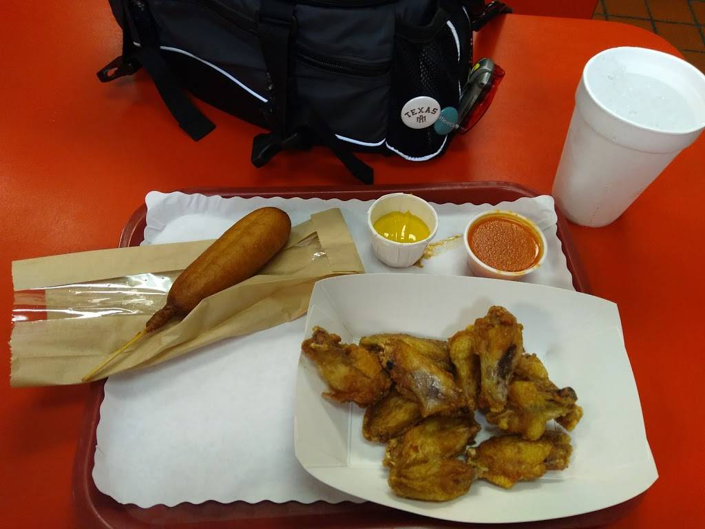 Hot Dogs Etc | restaurant | 310 Texas Ave, Bryan, TX 77803, USA | 9798223918 OR +1 979-822-3918