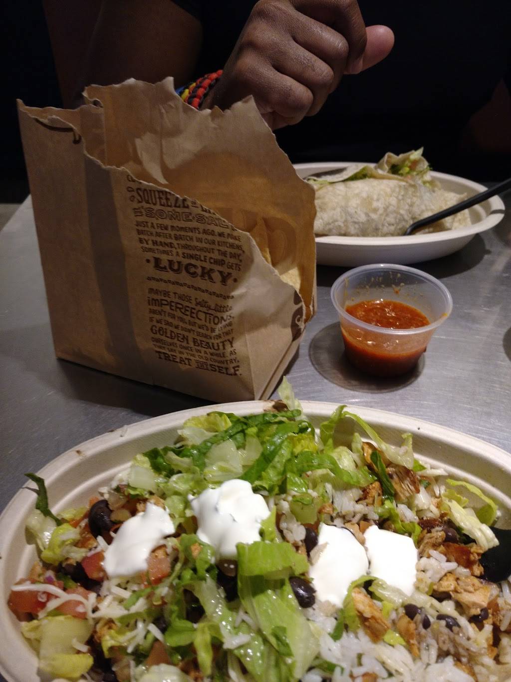 Chipotle Mexican Grill | restaurant | 3556B S Jefferson St, Falls Church, VA 22041, USA | 7033791727 OR +1 703-379-1727