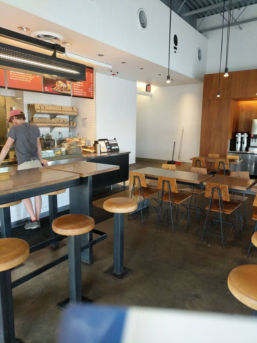 Chipotle Mexican Grill | restaurant | 1227 W Ohio Pike, Amelia, OH 45102, USA | 5137523444 OR +1 513-752-3444