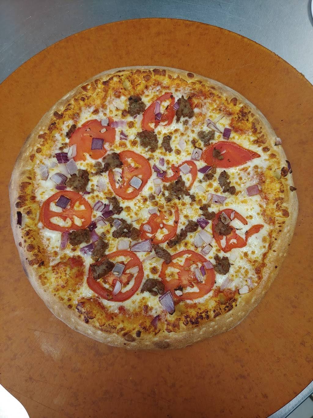 Family Pizza Palace | restaurant | 516 Cleveland St, Elyria, OH 44035, USA | 4403655626 OR +1 440-365-5626