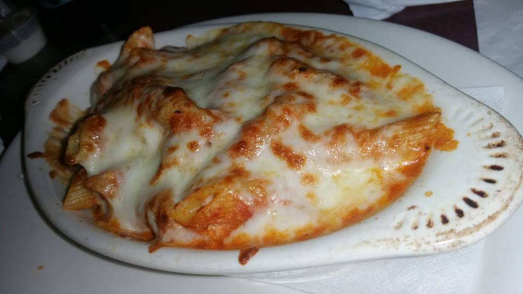 Giovannas Italian Eatery | restaurant | 2679 S Seminole Trail, Madison, VA 22727, USA | 5409485454 OR +1 540-948-5454