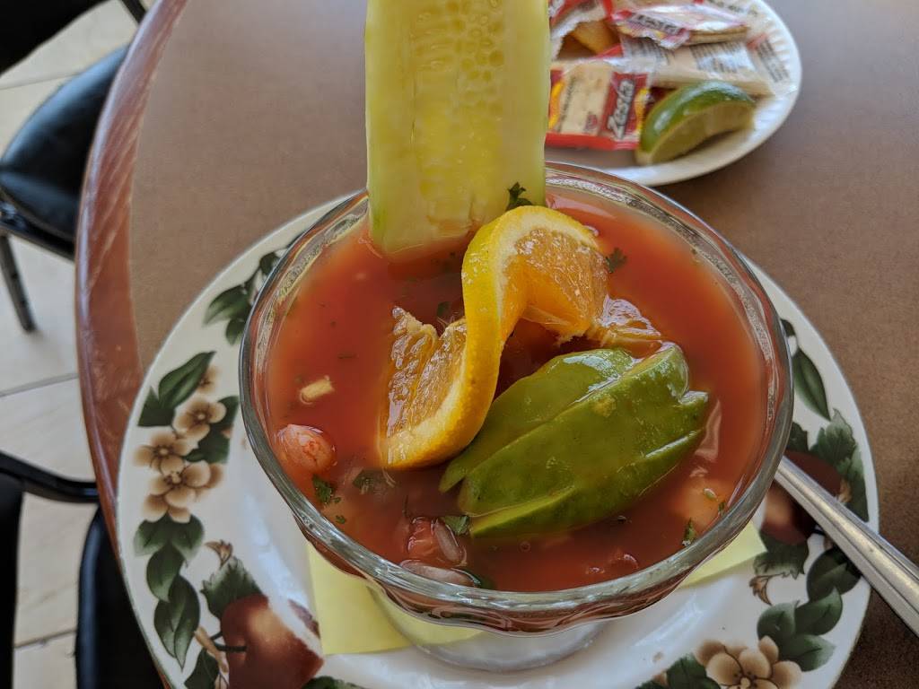 Costa Azul | restaurant | 2001 N Buena Vista St, Burbank, CA 91504, USA | 8185674689 OR +1 818-567-4689