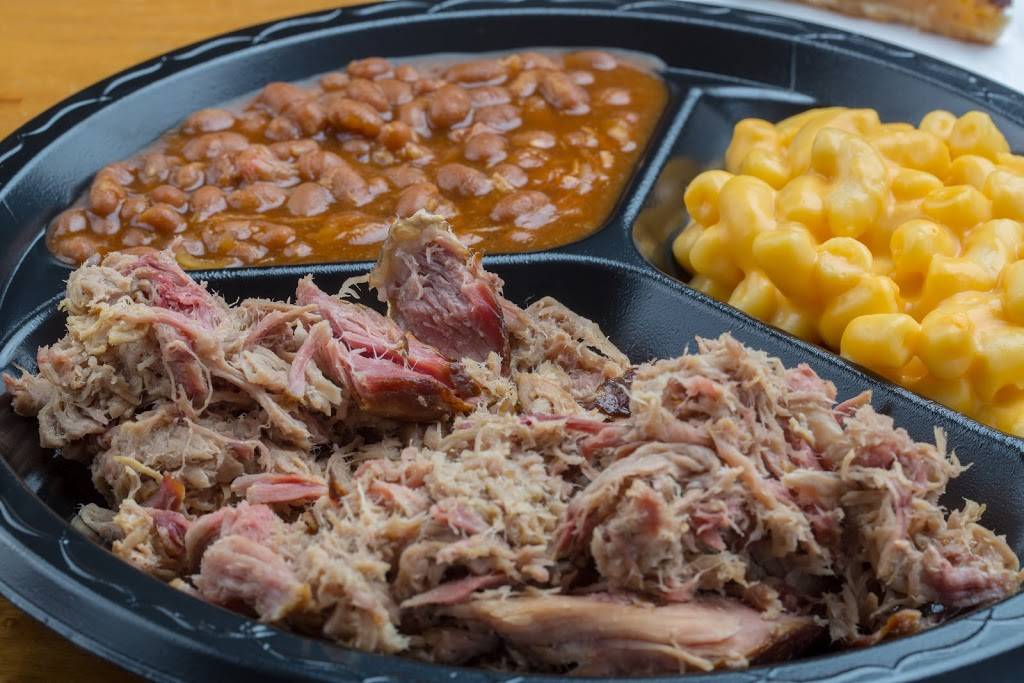 LawLers Barbecue | restaurant | 808 Avalon Ave, Muscle Shoals, AL 35661, USA | 2563207062 OR +1 256-320-7062