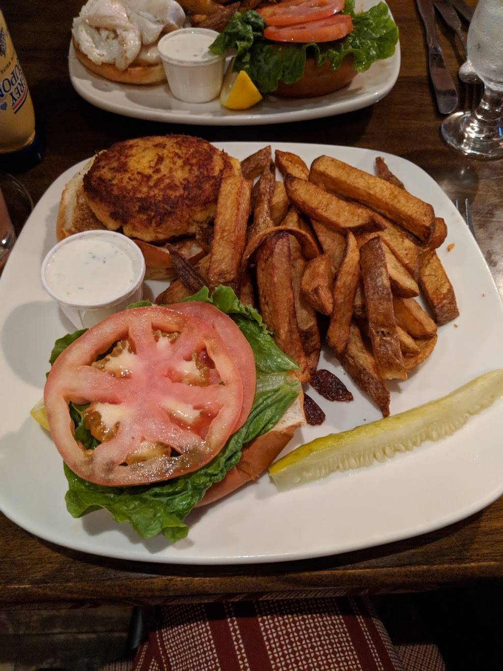 King Eiders Pub | restaurant | 2 Elm St, Damariscotta, ME 04543, USA | 2075636008 OR +1 207-563-6008