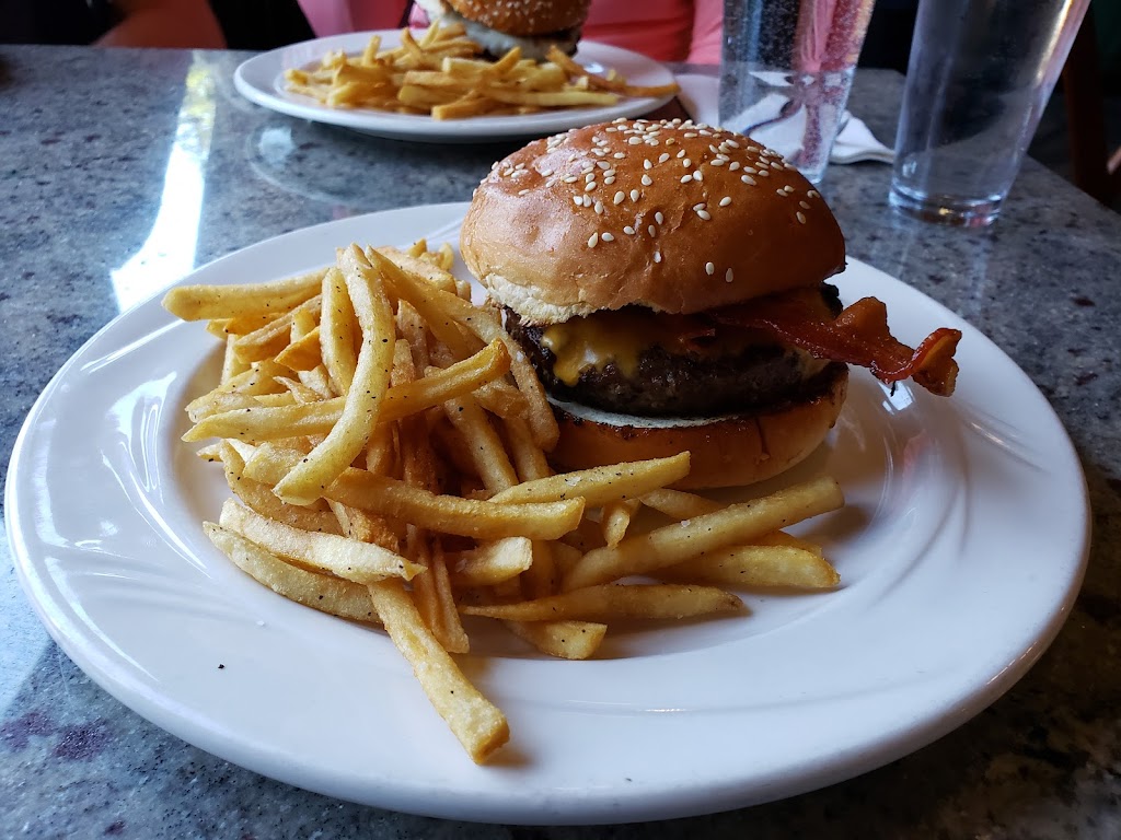 The Peaks Restaurant | restaurant | 64740 Wuksachi Way, Sequoia National Park, CA 93262, USA | 5596257700 OR +1 559-625-7700