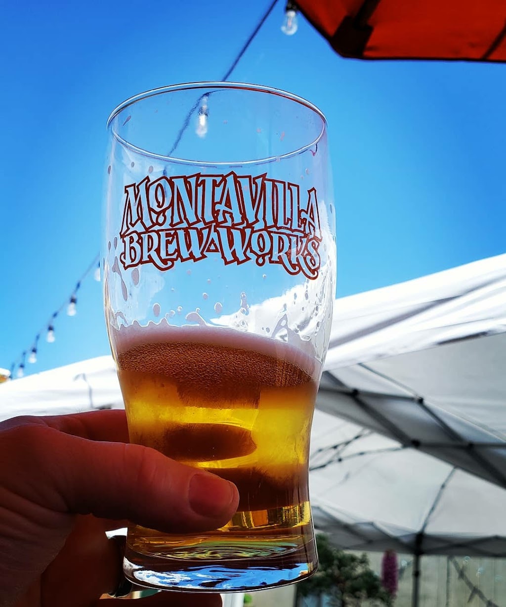 Montavilla Brew Works | restaurant | 7805 SE Stark St, Portland, OR 97215, USA | 5039543440 OR +1 503-954-3440