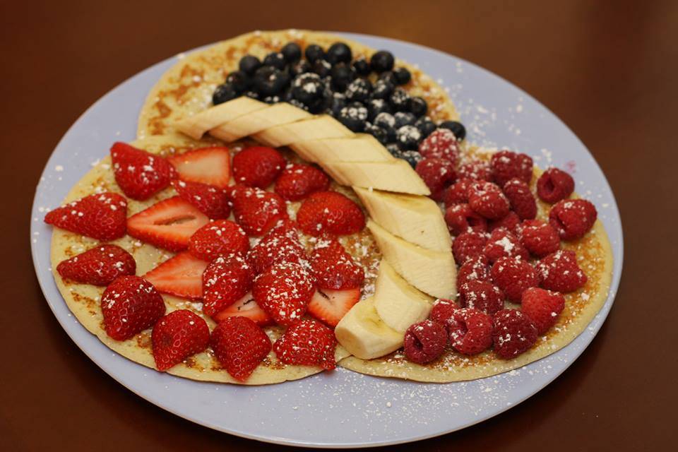 Eggscrepes Restaurant | restaurant | 250 Bayly St W, Ajax, ON L1S 3V4, Canada | 9056833535 OR +1 905-683-3535