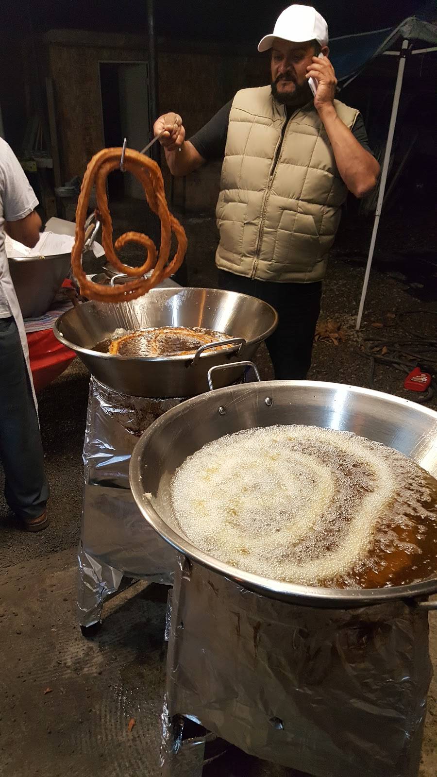 Churros & Hotdogs Sandoval | meal takeaway | 1841 E Panama Ln, Bakersfield, CA 93307, USA | 6615784863 OR +1 661-578-4863