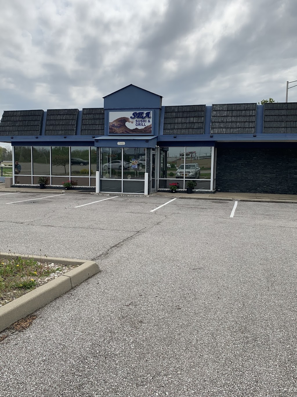 Sea Sushi & Grill | restaurant | 7951 U.S. Hwy 42, Florence, KY 41042, USA | 8593711688 OR +1 859-371-1688