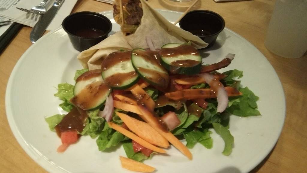 McLoones Bayonne Grille | restaurant | 400 NJ-440, Bayonne, NJ 07002, USA | 2018580500 OR +1 201-858-0500