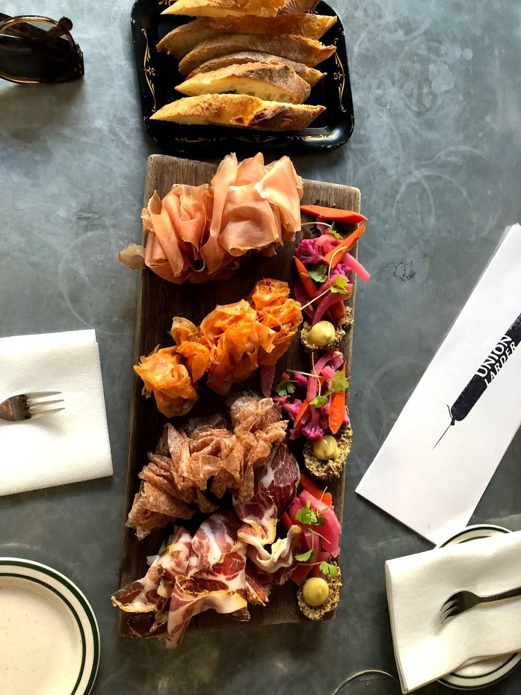 UNION LARDER | restaurant | 1945 Hyde St, San Francisco, CA 94109, USA | 4153234845 OR +1 415-323-4845