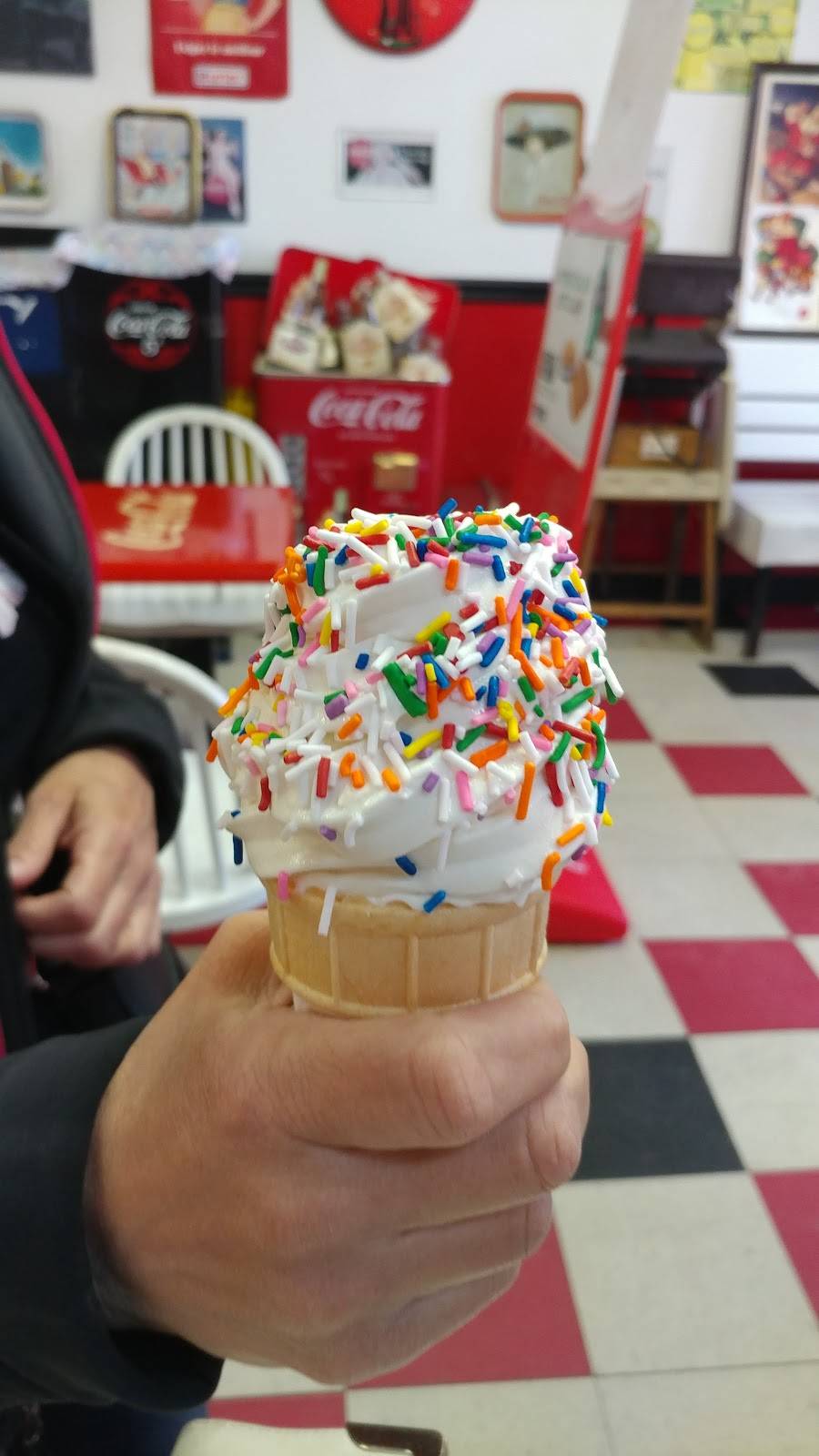 Cremerie du Vieux St-vincent | restaurant | 5081 Boulevard Lévesque E, Laval, QC H7C 1N3, Canada | 4506618566 OR +1 450-661-8566