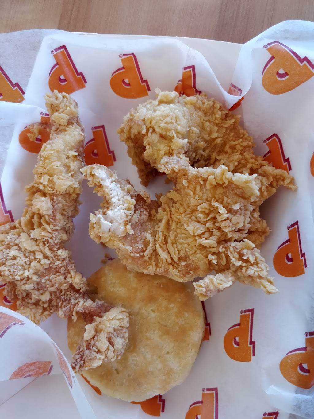 Popeyes Louisiana Kitchen | restaurant | 414 S Lincolnway St, North Aurora, IL 60542, USA | 6308969722 OR +1 630-896-9722