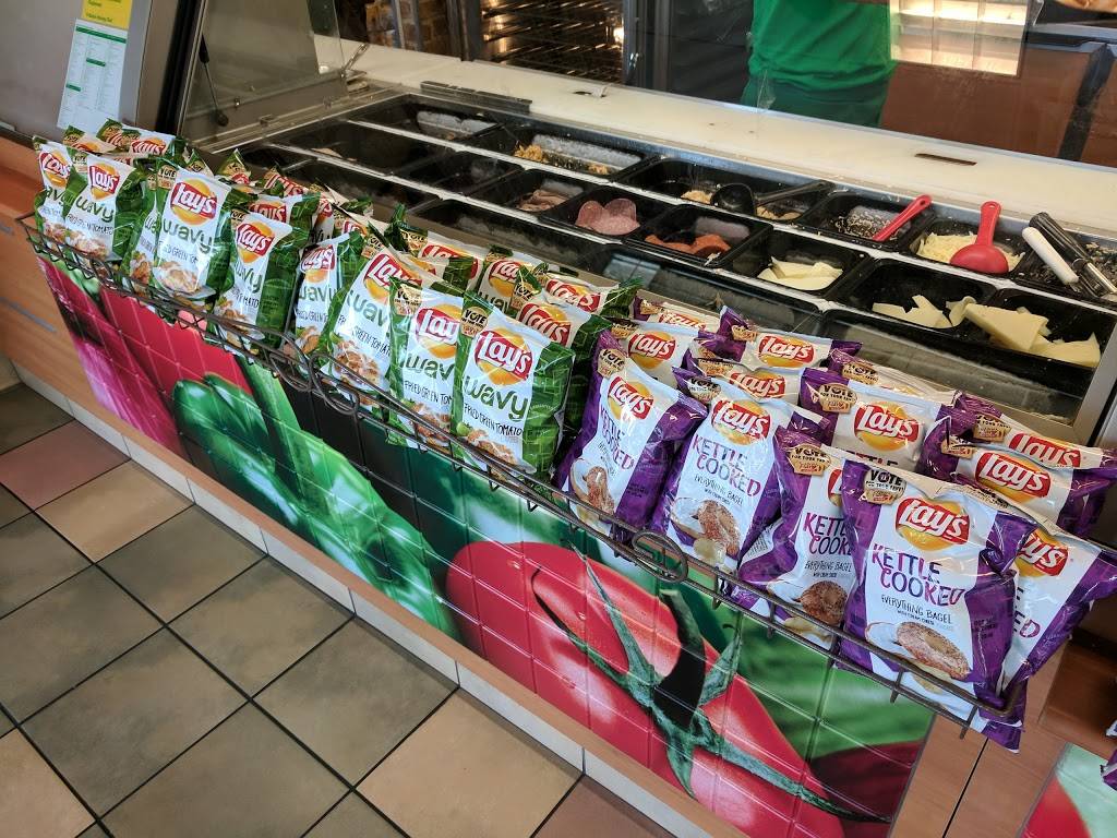 Subway | restaurant | Westwood Village Shopping Ctr, 4922 W. St. Rd. 46, Sanford, FL 32771, USA | 4078780999 OR +1 407-878-0999