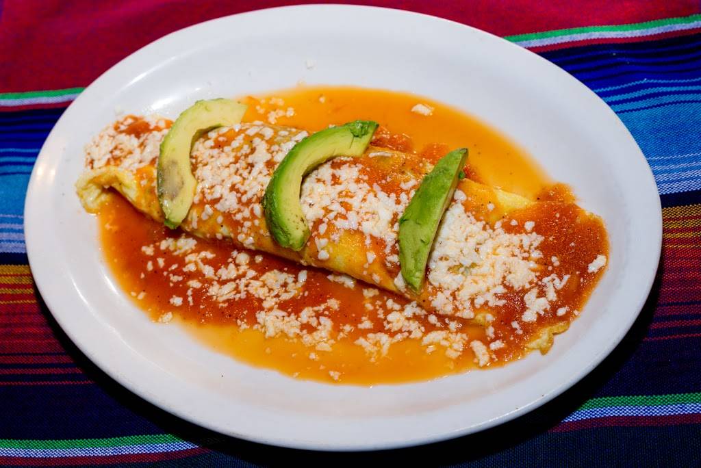 Mias Mexican Grill | restaurant | 11739 Bandera Rd, San Antonio, TX 78250, USA | 2106804478 OR +1 210-680-4478