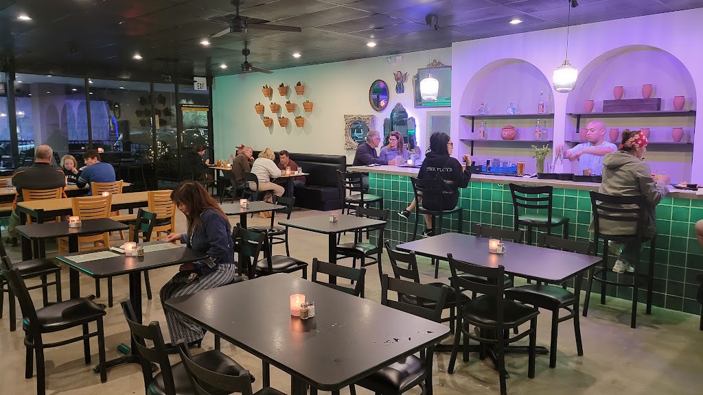 Xolo | restaurant | 13216 N 7th St Ste 4, Phoenix, AZ 85022, USA | 6026123005 OR +1 602-612-3005