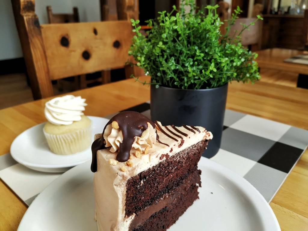 Vegan East | restaurant | 2409 Lyndale Ave S, Minneapolis, MN 55405, USA | 6122133020 OR +1 612-213-3020