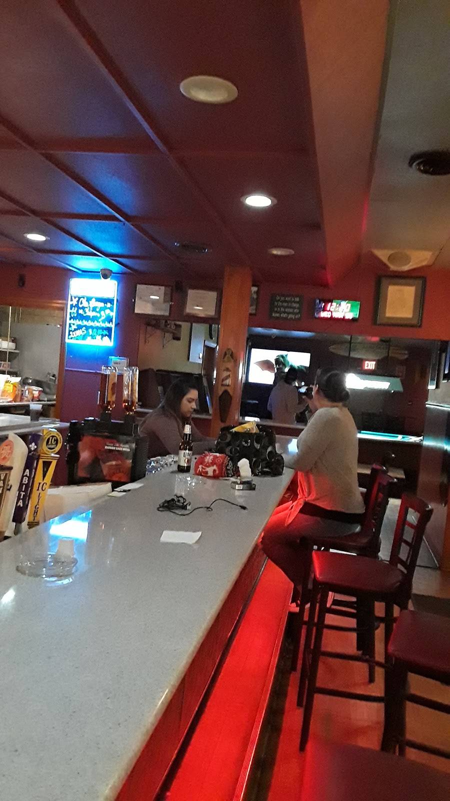 Walkers Bar & Grill | restaurant | 176 McGovern Blvd, Crescent Township, PA 15046, USA | 7244570662 OR +1 724-457-0662