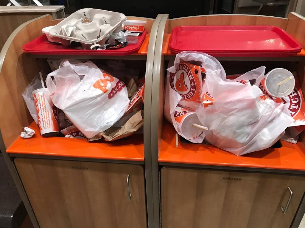 Popeyes Louisiana Kitchen | restaurant | 53 S Broadway, Yonkers, NY 10701, USA | 9143274602 OR +1 914-327-4602