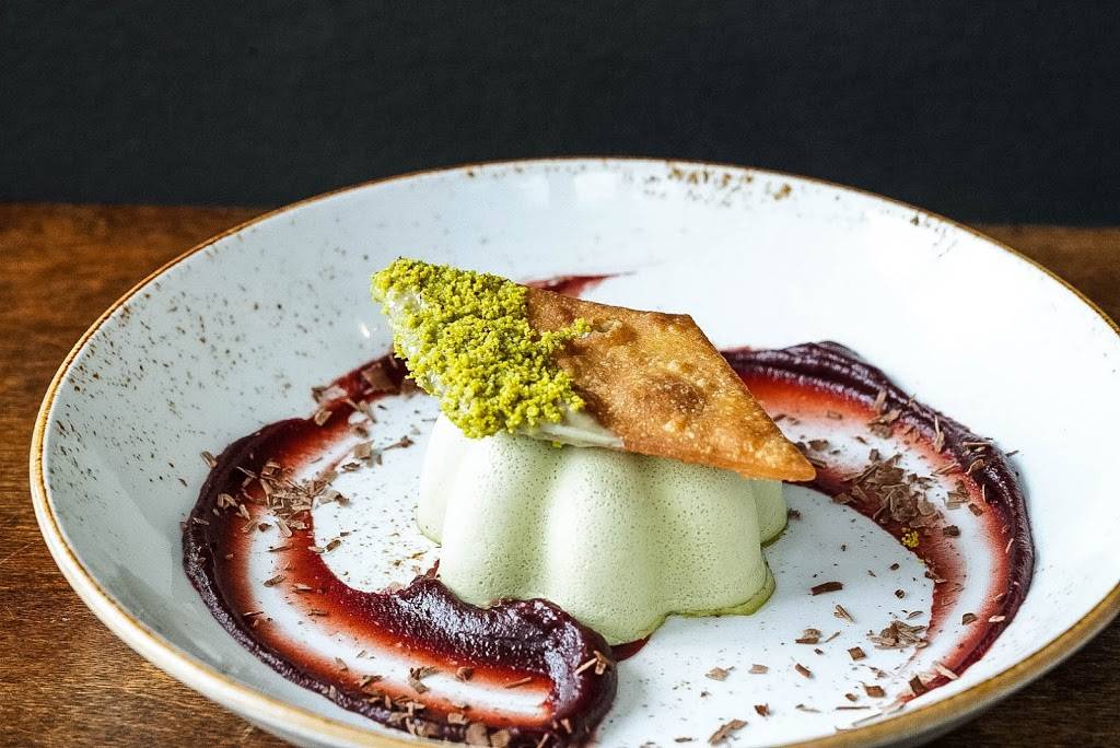 Moto | restaurant | 1120 McGavock St, Nashville, TN 37203, USA | 6157365305 OR +1 615-736-5305