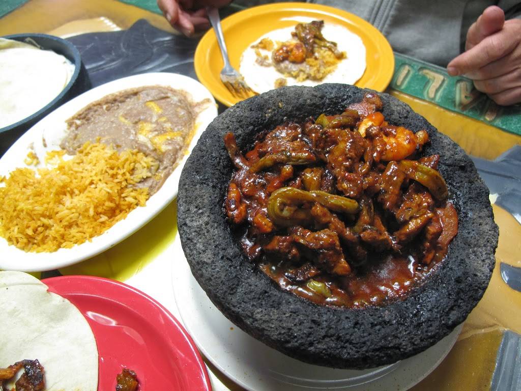 Tacos Jalisco | restaurant | 11400 Donner Pass Rd, Truckee, CA 96161, USA | 5305871131 OR +1 530-587-1131