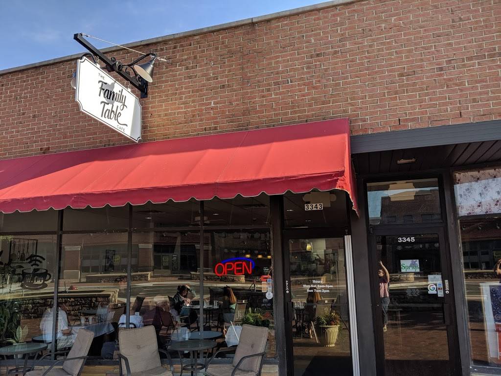 Family Table Cafe | restaurant | 3343 Auburn Rd, Auburn Hills, MI 48326, USA | 2482933351 OR +1 248-293-3351