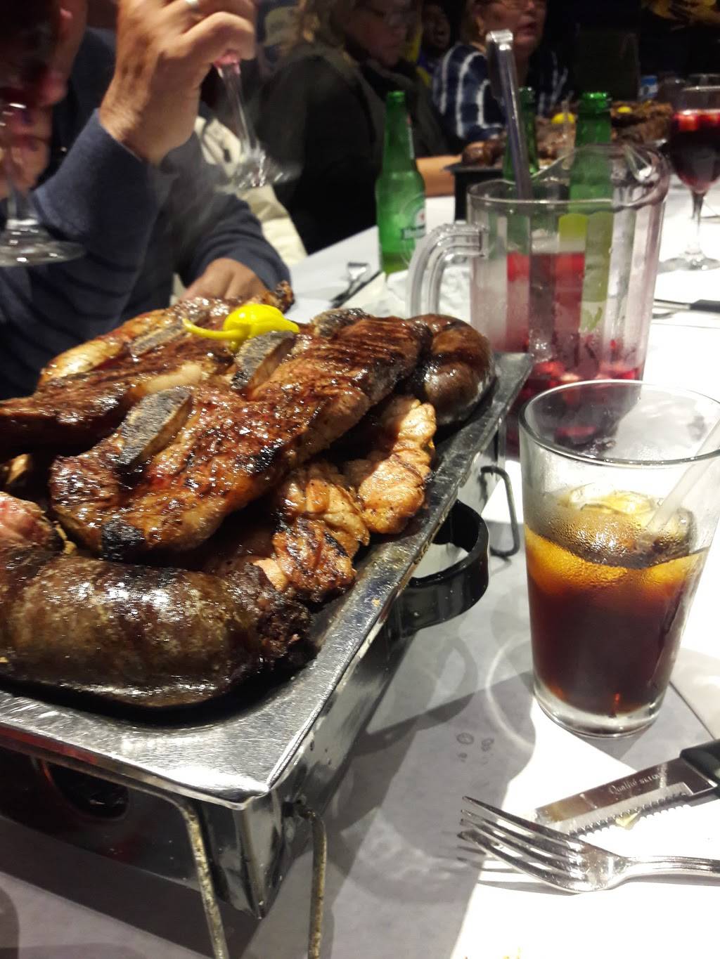 Boca Juniors | restaurant | 81-08 Queens Blvd, Queens, NY 11373, USA | 7184292077 OR +1 718-429-2077