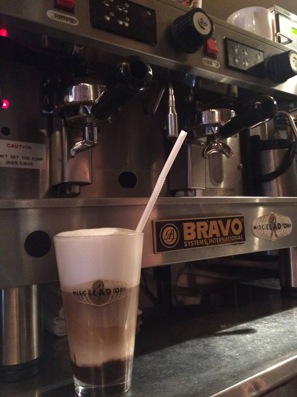 Urban Social House | cafe | 5220 Hollywood Blvd, Los Angeles, CA 90027, USA | 3237418339 OR +1 323-741-8339