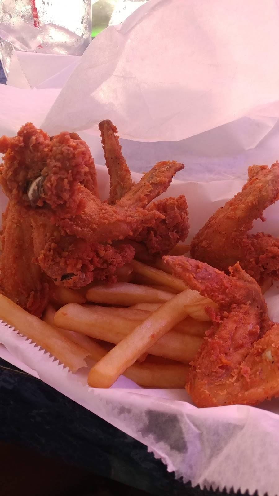 Reeses Lounge | restaurant | 1827 W 87th St, Chicago, IL 60620, USA | 7732381993 OR +1 773-238-1993