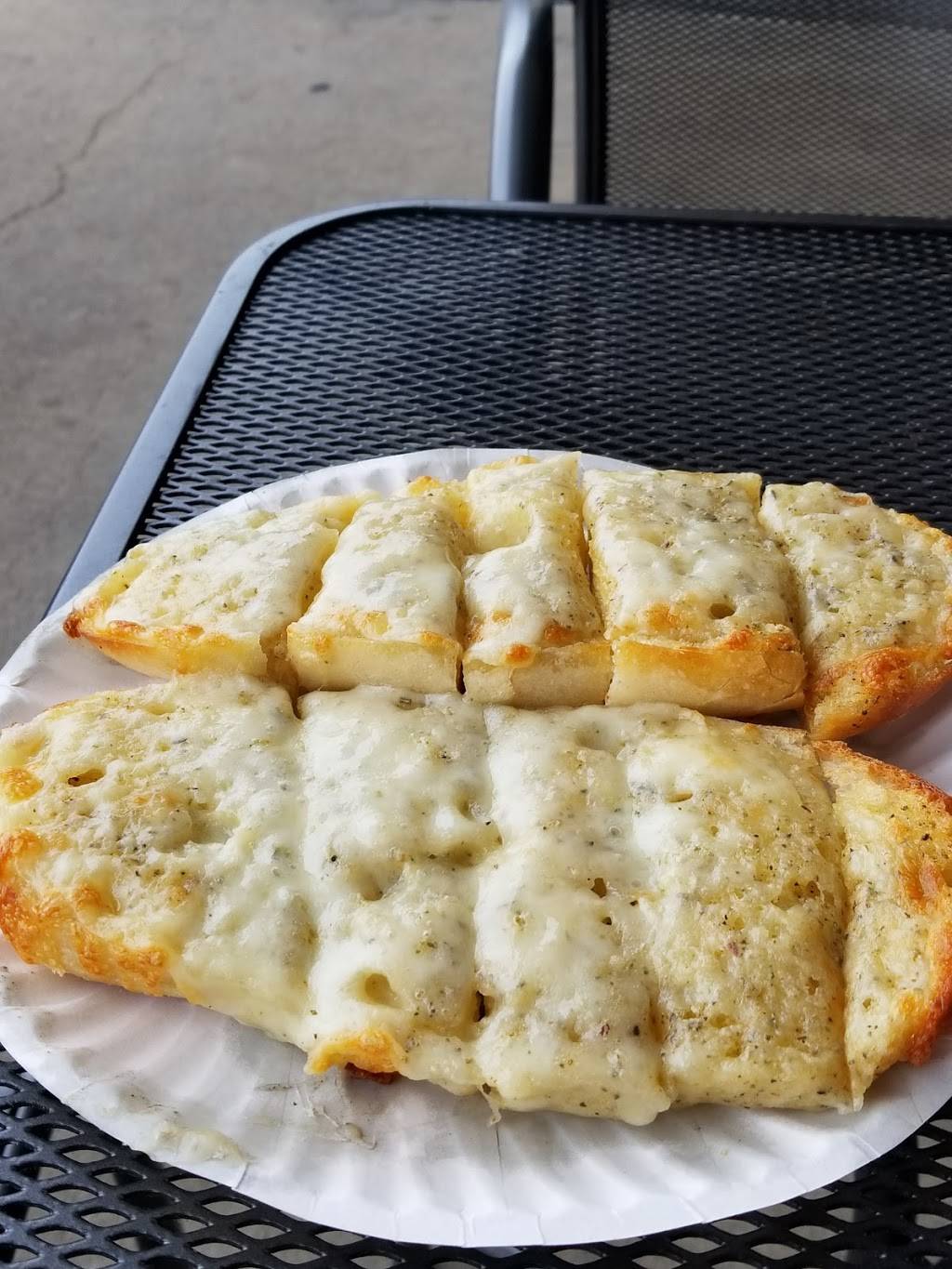 Brooklyn Pizza | restaurant | 890 S Monaco Pkwy #7, Denver, CO 80224, USA | 3033555777 OR +1 303-355-5777