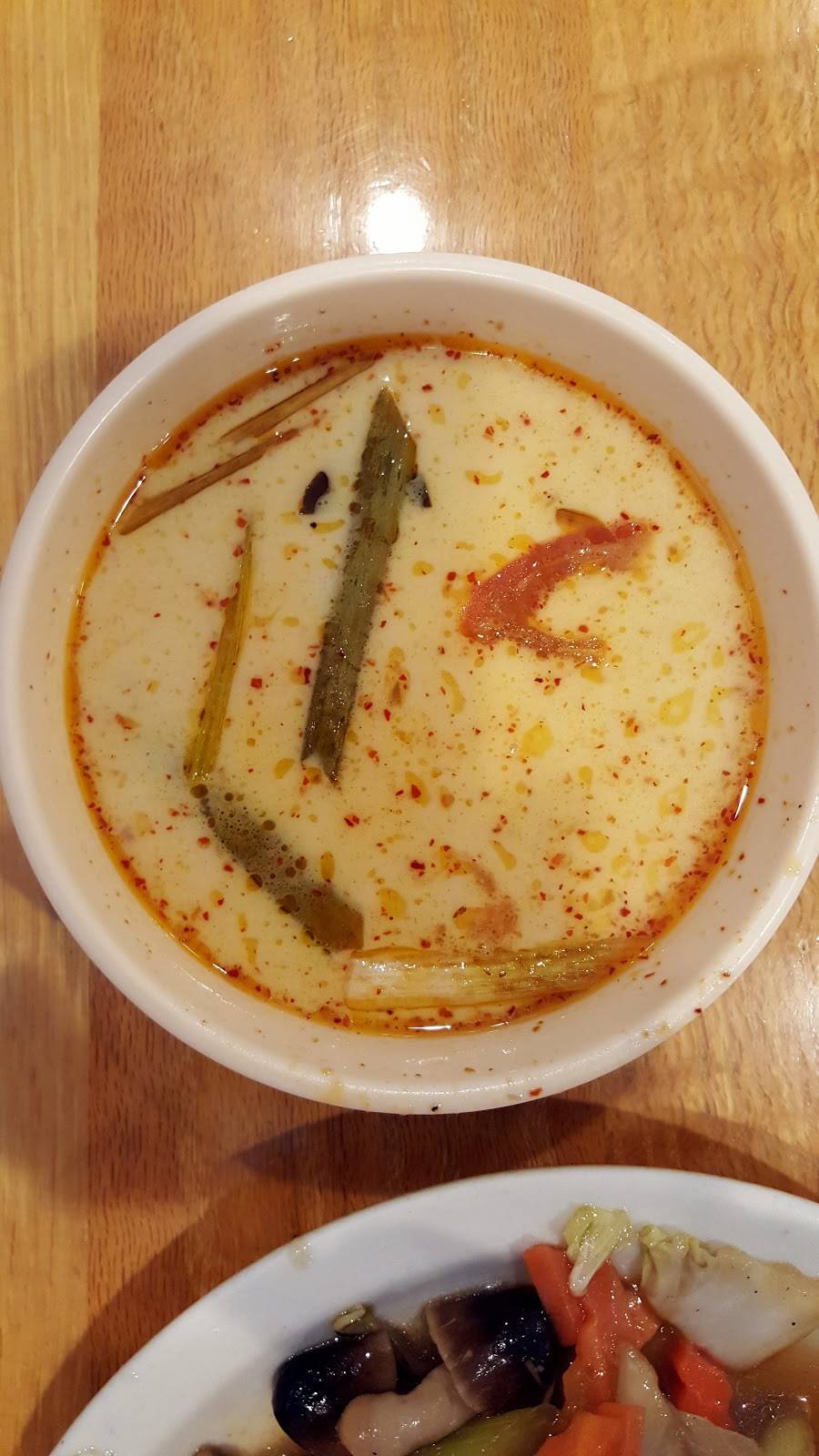 Thai Pepper Restaurant | restaurant | 195 Starpoint Dr, Fayetteville, NC 28303, USA | 9108642014 OR +1 910-864-2014