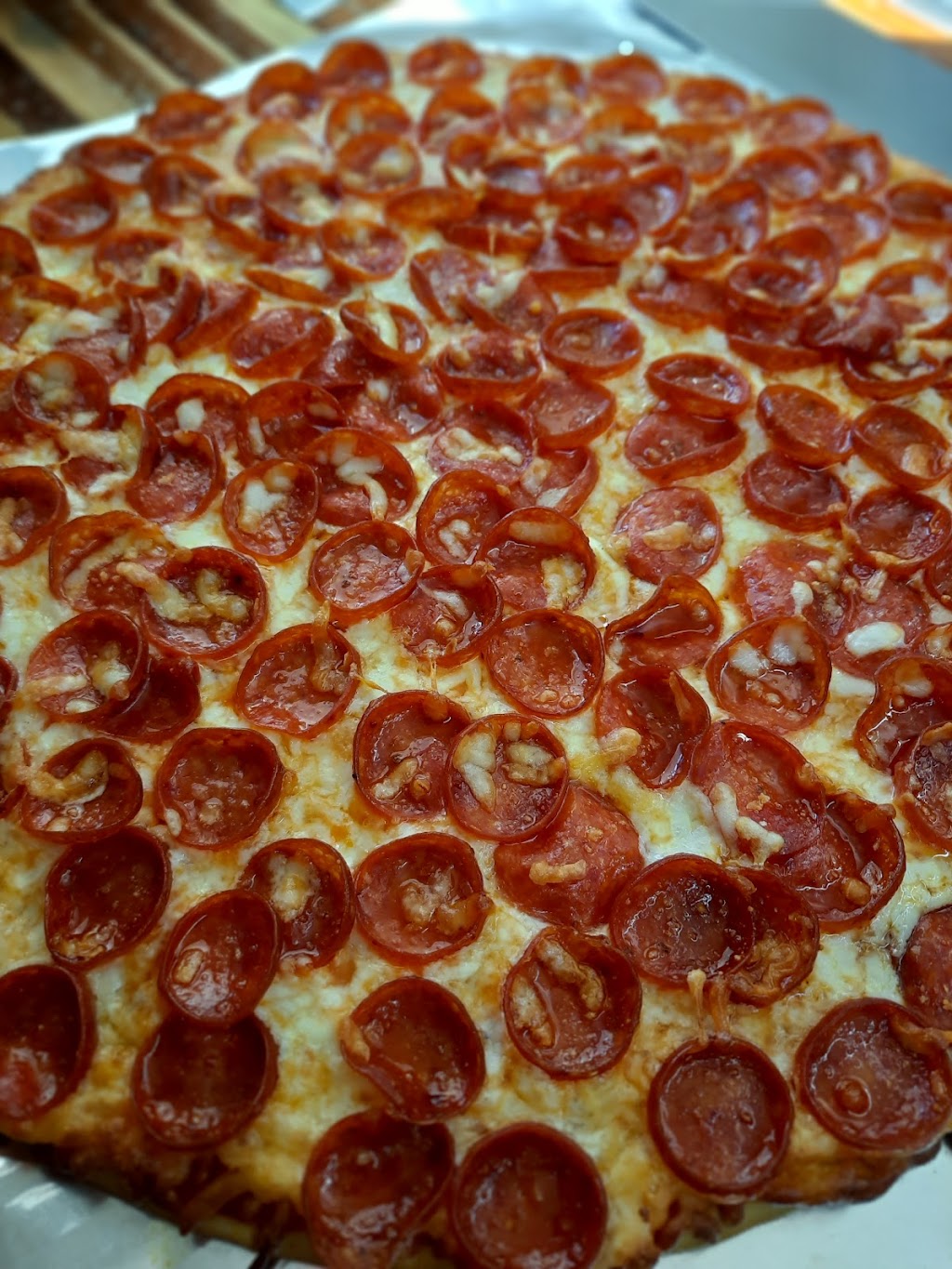 Three Leaf Tavern | restaurant | 1005 US-290, Dripping Springs, TX 78620, USA | 7378675100 OR +1 737-867-5100