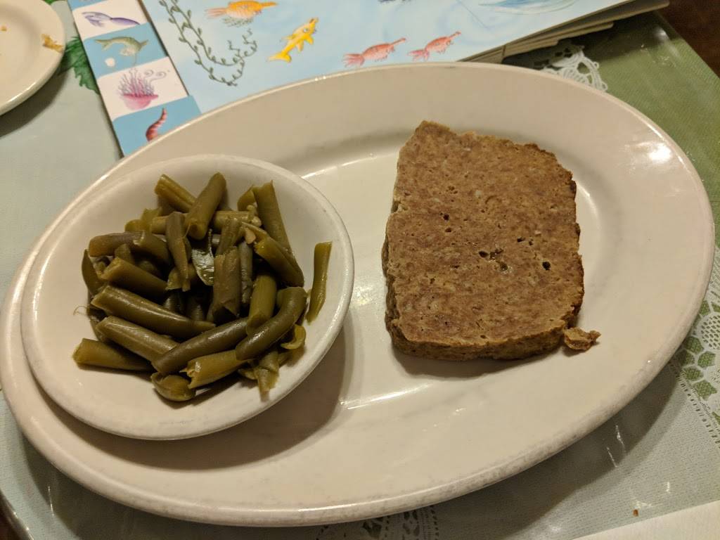 Deitsch Eck Restaurant | restaurant | 87 Penn St, Lenhartsville, PA 19534, USA | 6105628520 OR +1 610-562-8520