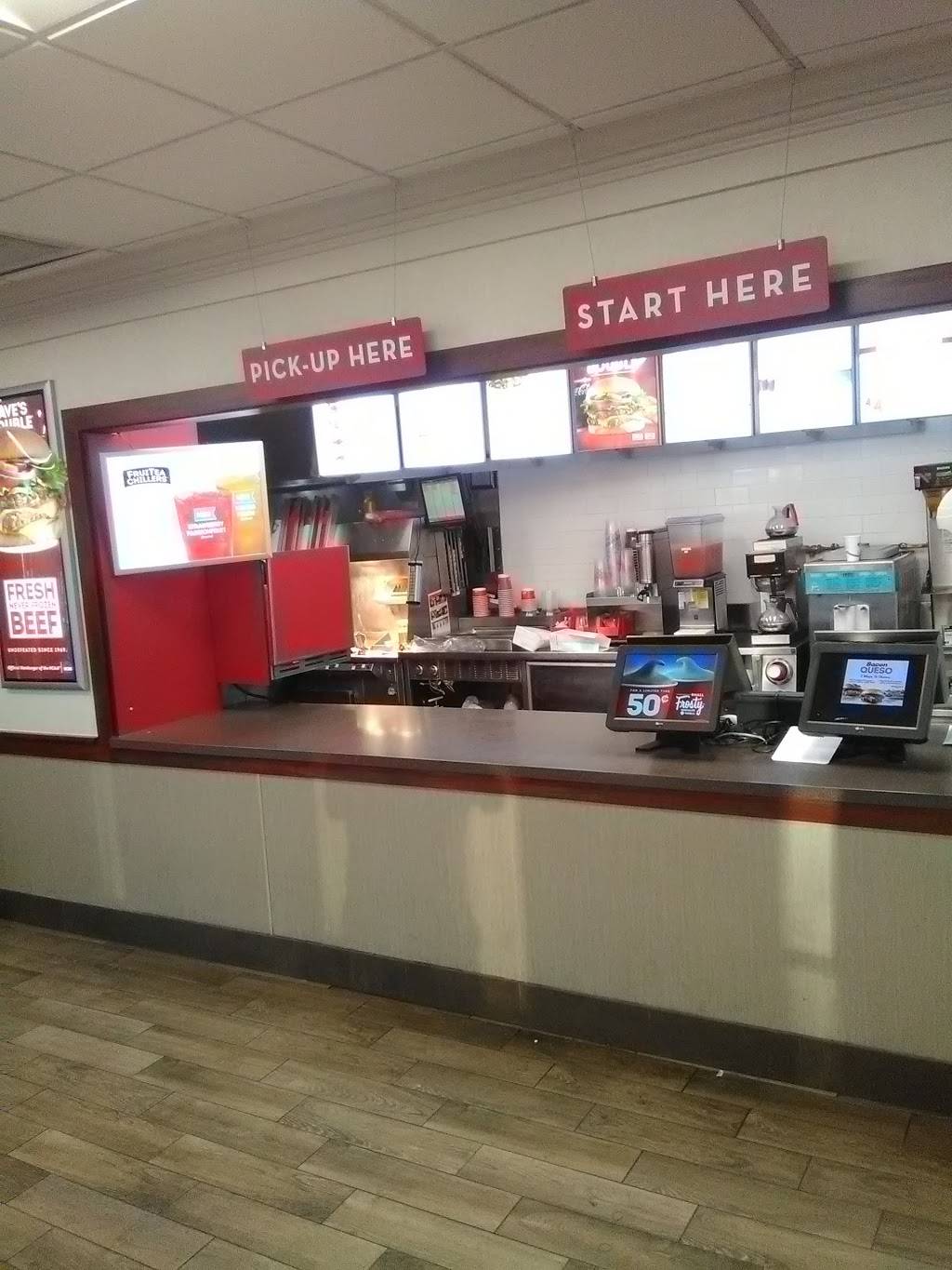 Wendys | restaurant | 13525 Woodward Ave, Highland Park, MI 48203, USA | 3138658440 OR +1 313-865-8440