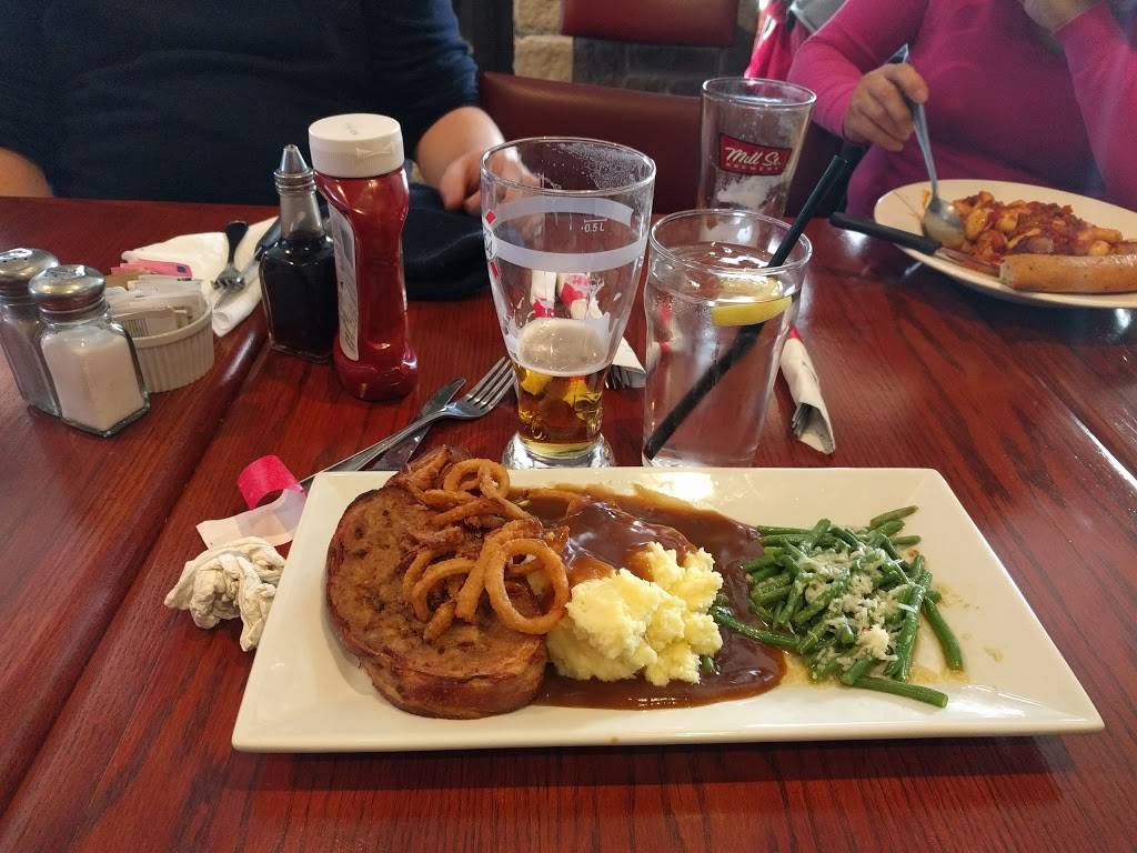 The Barley Mow | restaurant | 700 March Rd, Kanata, ON K2K 1L3, Canada | 6135996098 OR +1 613-599-6098