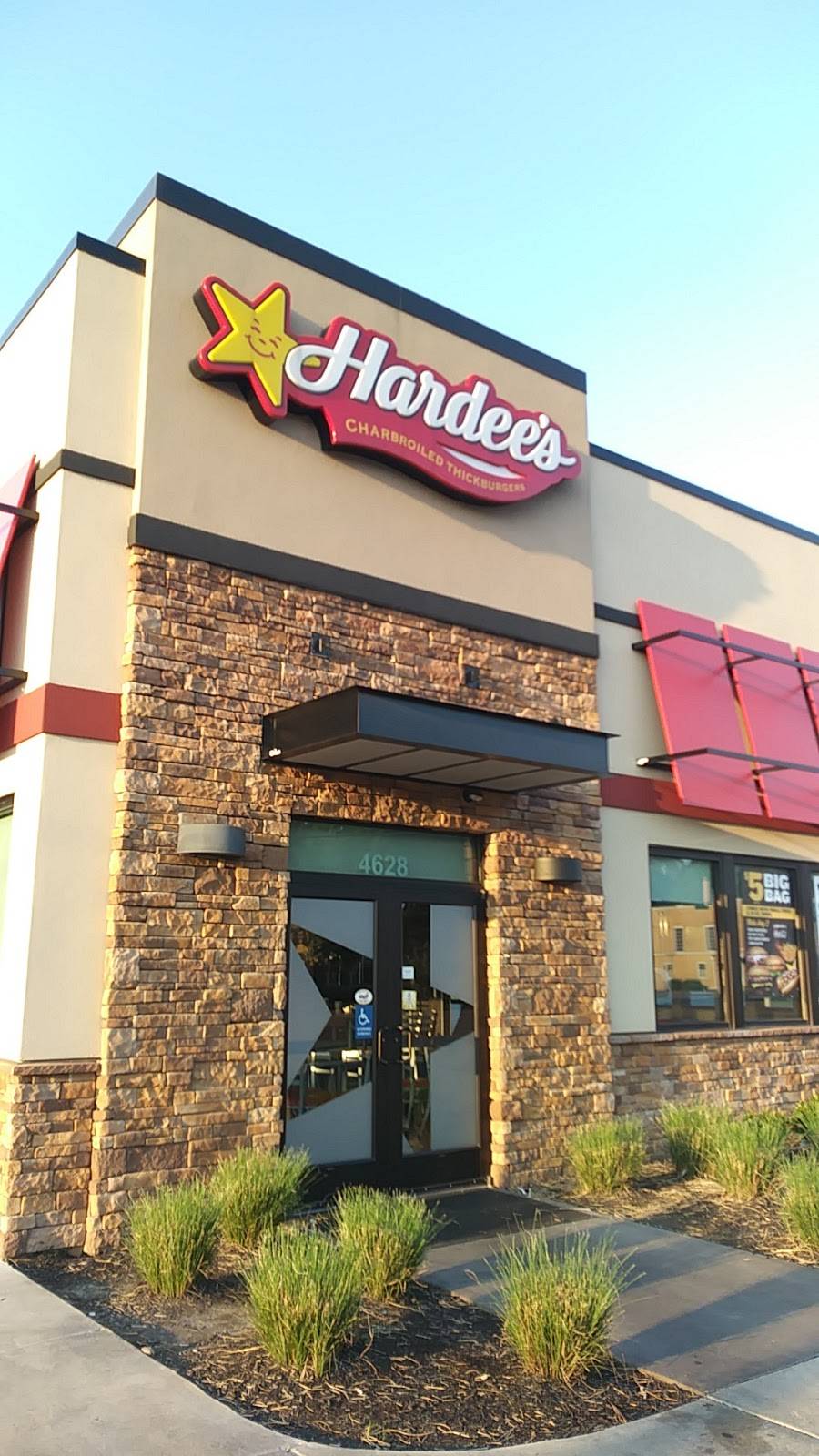Hardees | restaurant | 4628 Summer Ave, Memphis, TN 38122, USA | 9014981950 OR +1 901-498-1950