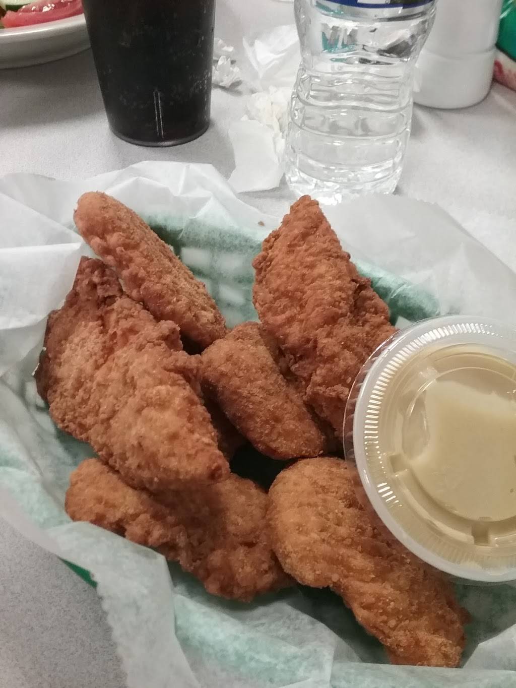 Signature | restaurant | 360 Commons Dr, Parkesburg, PA 19365, USA | 6108574676 OR +1 610-857-4676