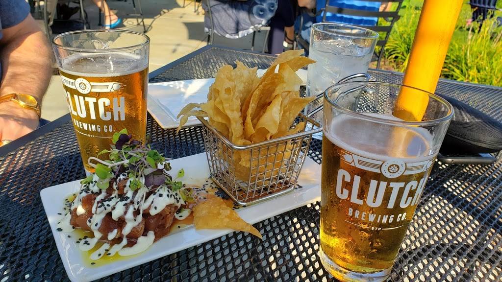 3rd Gear Restaurant & Bar | restaurant | 8241 N Shore Trail, Forest Lake, MN 55025, USA | 6514640788 OR +1 651-464-0788