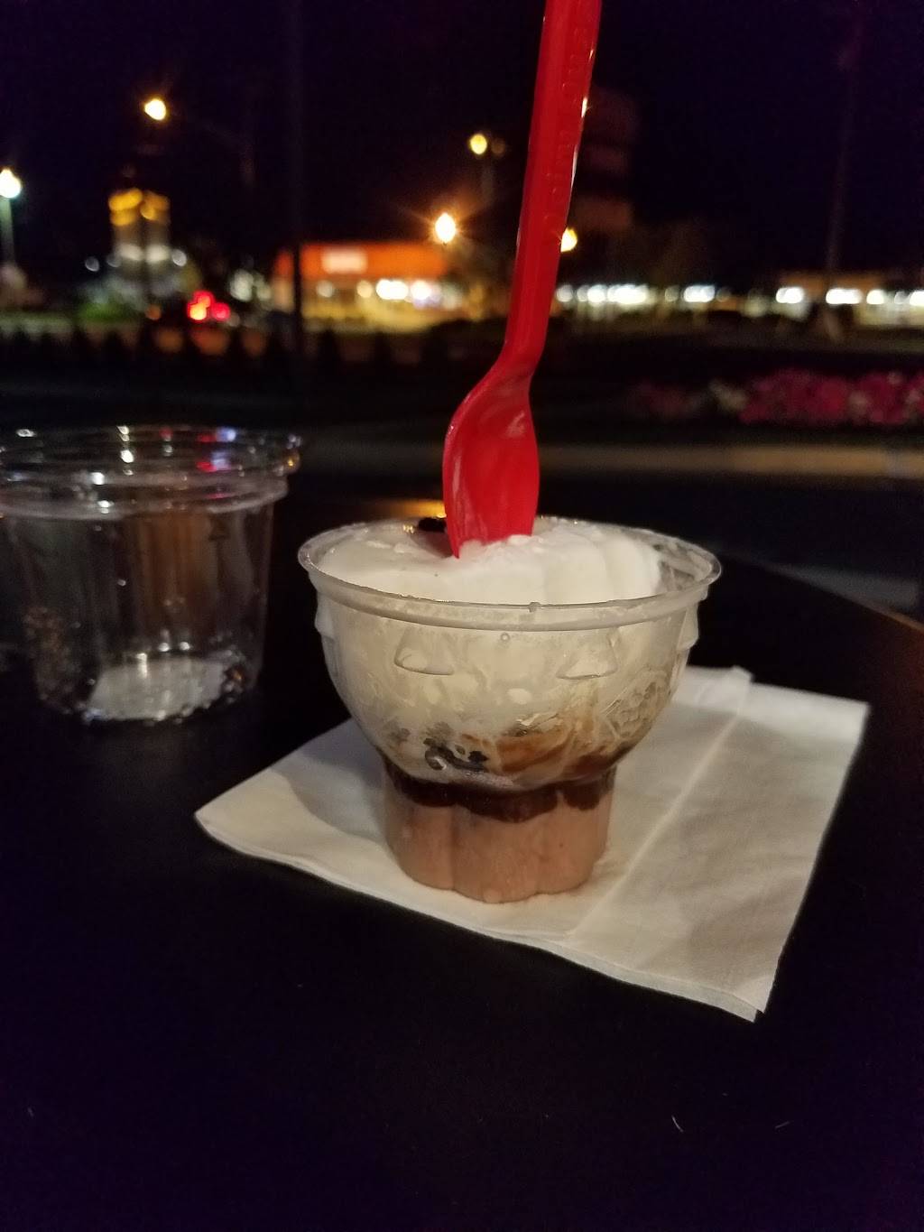 Dairy Queen Grill & Chill | restaurant | 2291 Valley Ave, Winchester, VA 22601, USA | 5406627607 OR +1 540-662-7607