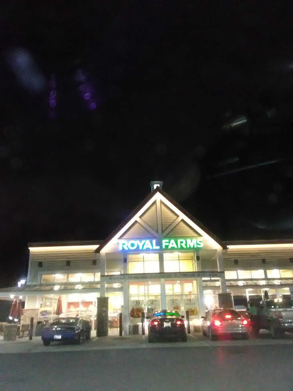Royal Farms | meal takeaway | 30983 Sussex Hwy, Laurel, DE 19956, USA | 3028755135 OR +1 302-875-5135